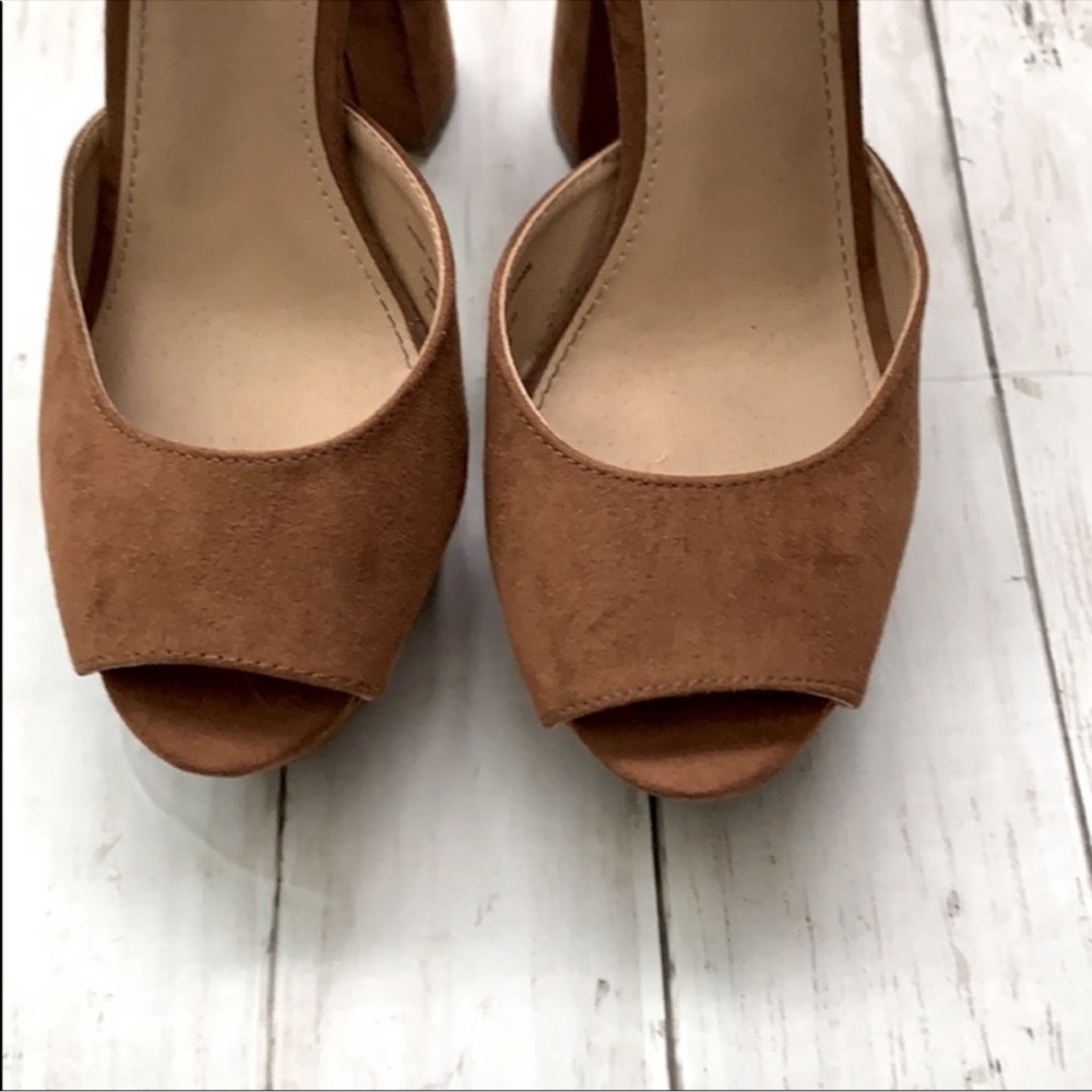 Platform Retro Look Peep Open Toe Block High Heels - image 5